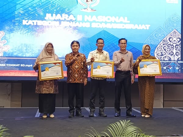 Selamat dan Sukses untuk Ibu Nurhayati